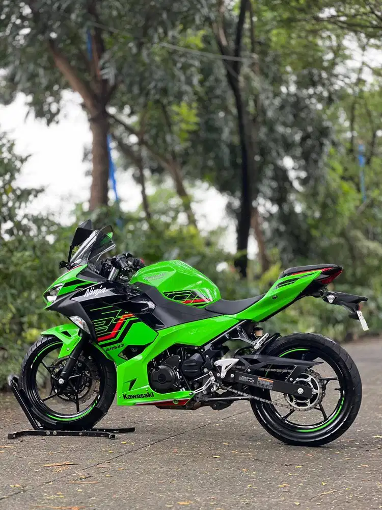 KAWASAKI NEW NINJA 250 FI ABS KRT KEYLESS 2024 KM 1K TAX ON SIAP GAS