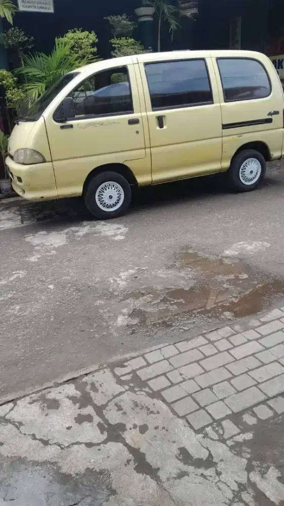 Espas 95 mobil siap pakai