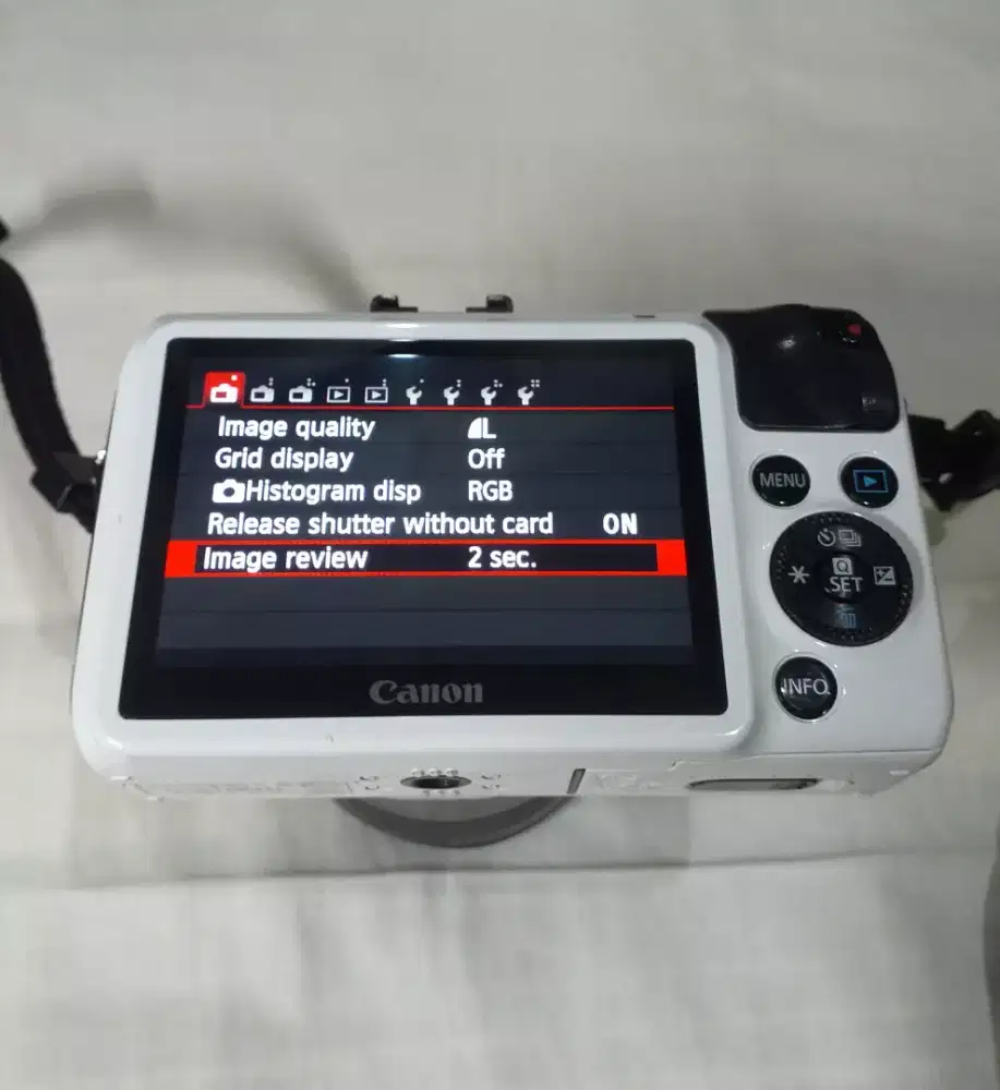 Canon mirroles eos m