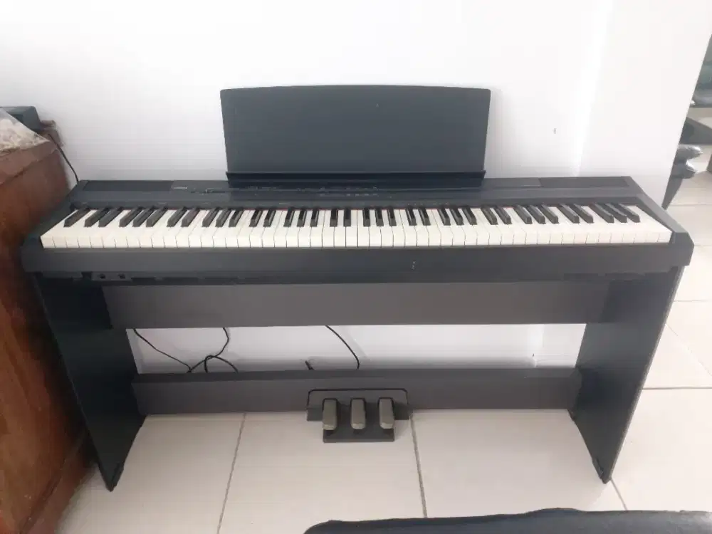 Piano Yamaha P105B