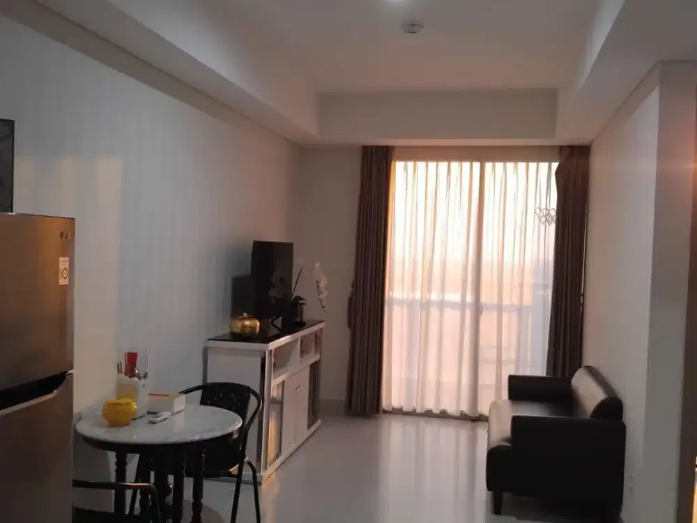 Apartemen Gold Coast Pik 2BR Semi Furnished rapi, murah