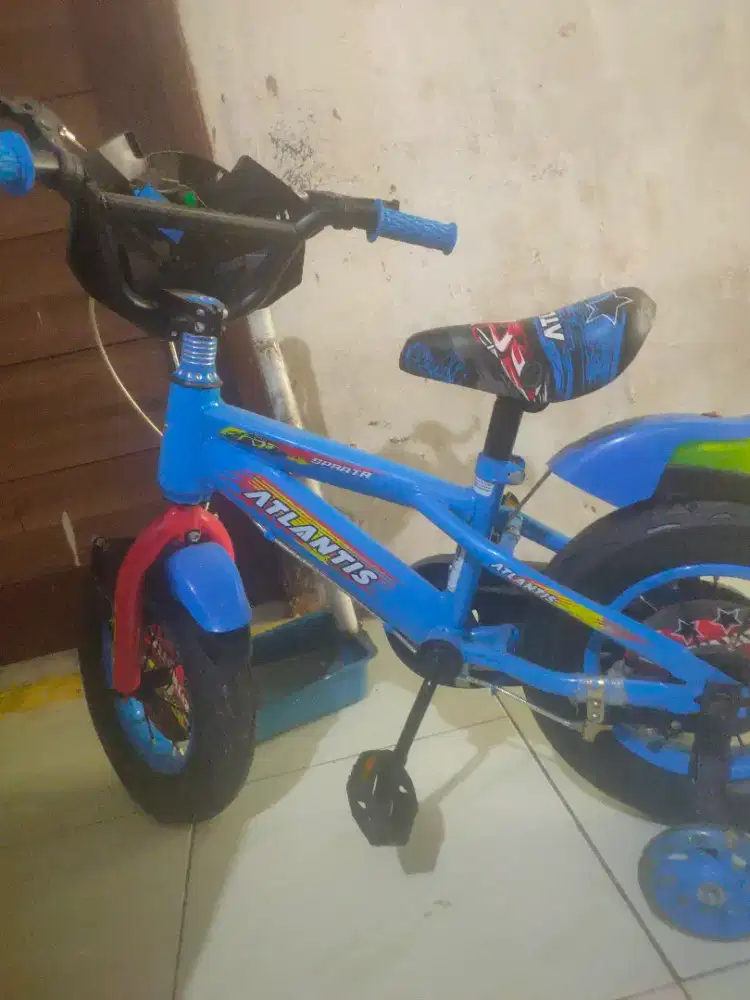 Di jual sepedah anak beli baru sebulan anak nya udh ga mau pake