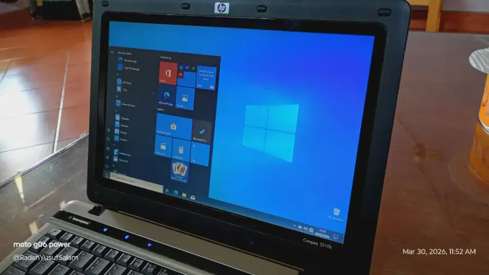 Laptop HP Compact 2210b Windows 10 Pro