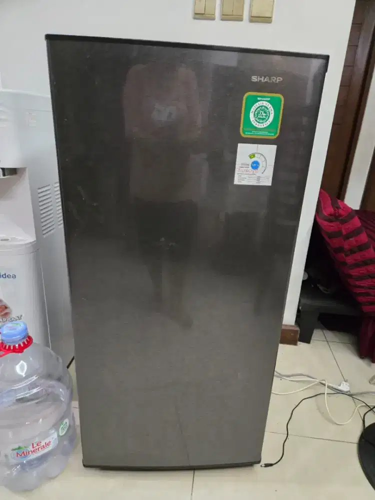 Jual cepat kulkas Sharp