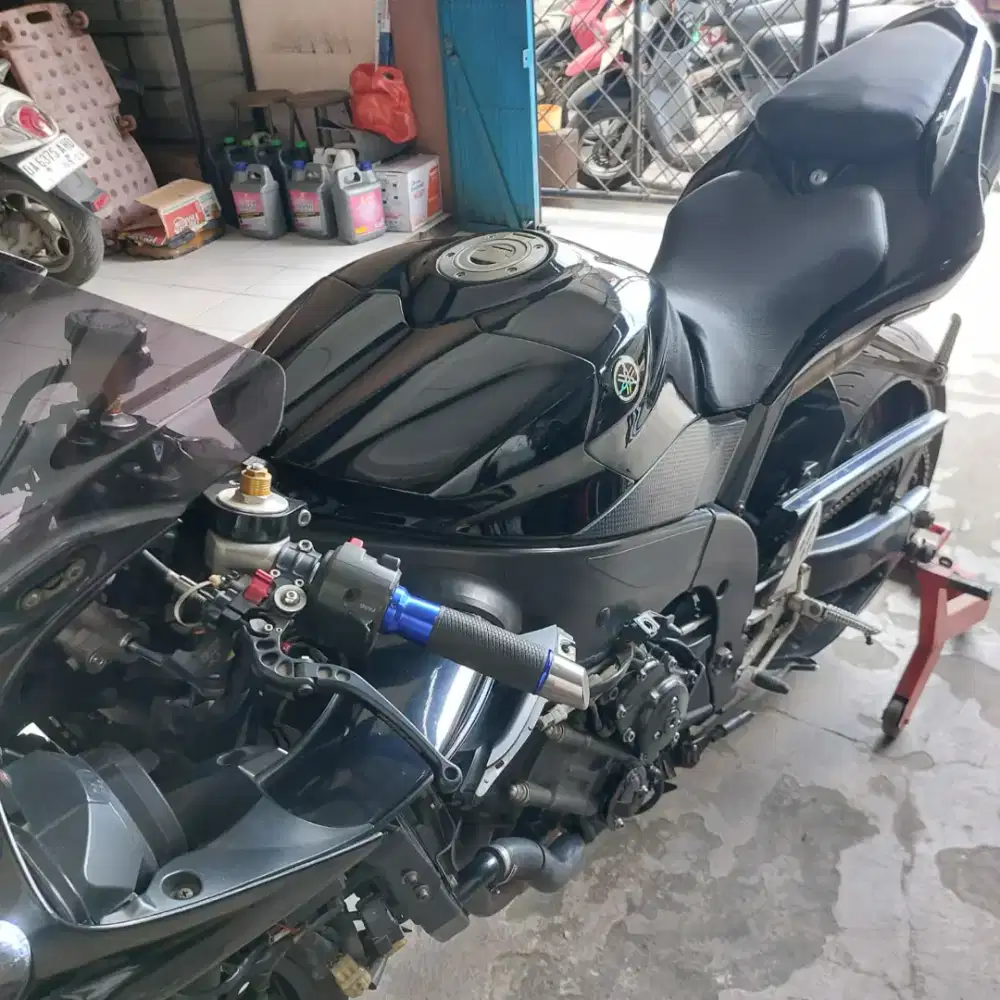 Yamaha R1 YZF 1000cc