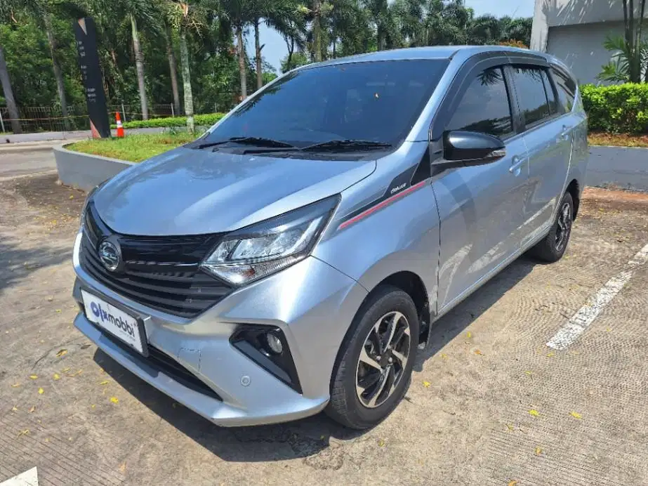 LOW DP Daihatsu Sigra 1.2 R Deluxe Bensin-AT 2022 AKA