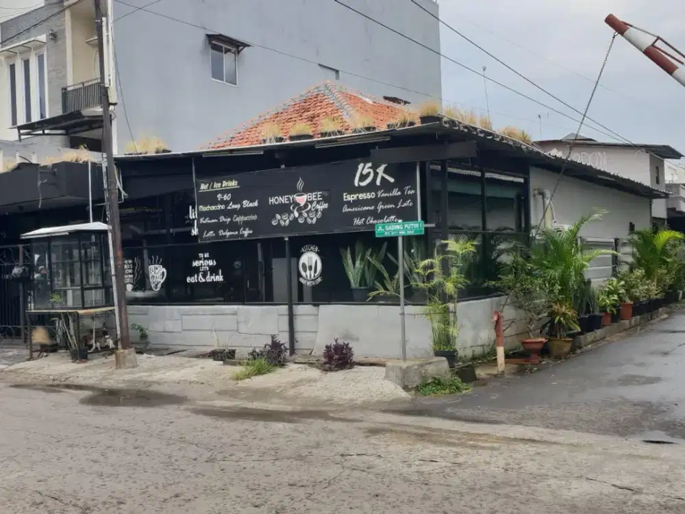 DIJUAL RUMAH LOKASI STRATEGIS UNTUK KOMERSIL DI SUMAGUNG KELAPA GADING JAKARTA UTARA