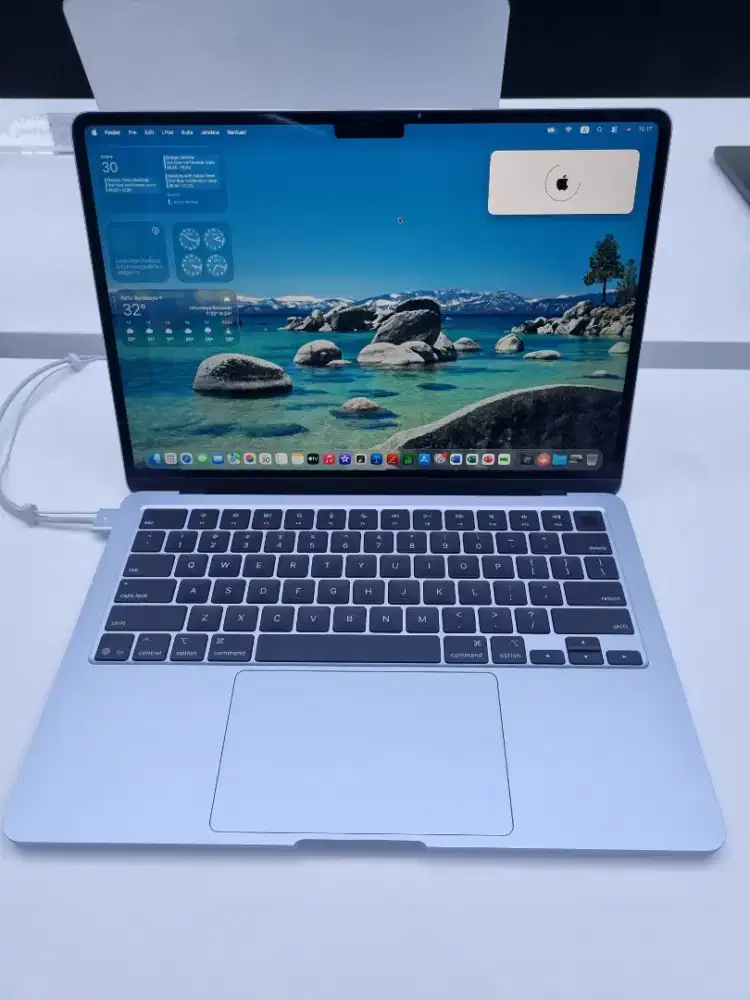 MacBook Air M4 13 inci Promo Kredit Bunga Ringan Free 2x Angsuran