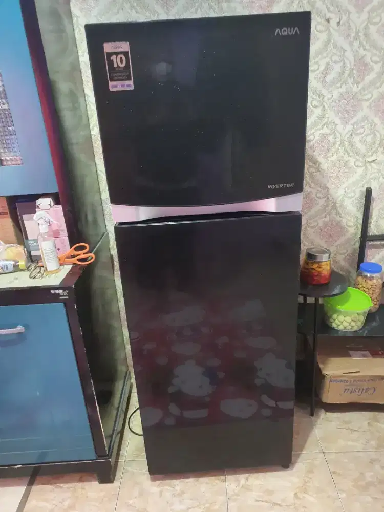 Jual kulkas 2 pintu merk AQUA