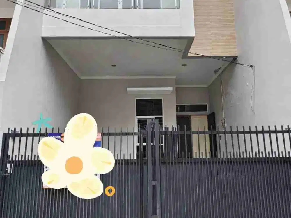 Rumah Minimalis 2,5 Lantai Semi Furnished Jual Cepat Sunter Garden