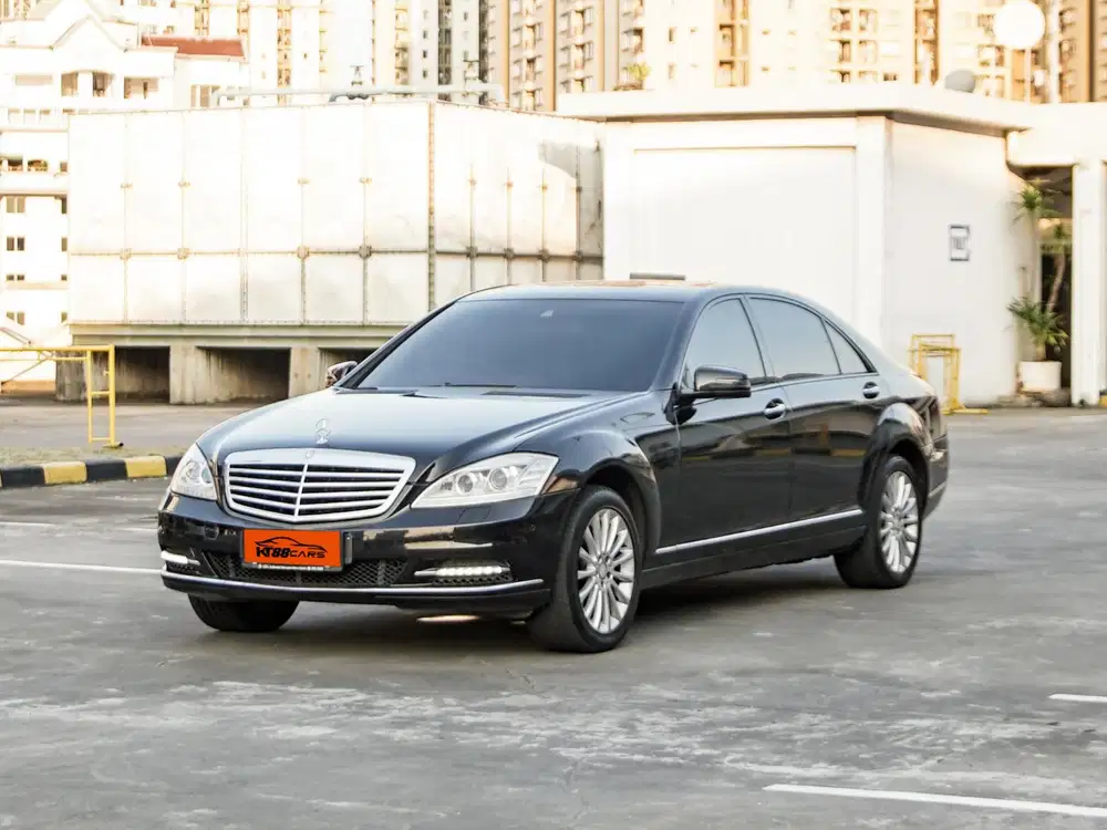 Mercedes-Benz S300L RSE AT (W221) 2011