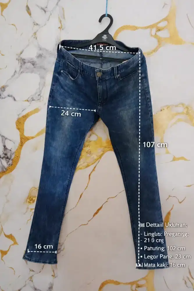 Celana Jeans Pria Jambangee Original Slim Fit Biru – Kondisi Mulus!