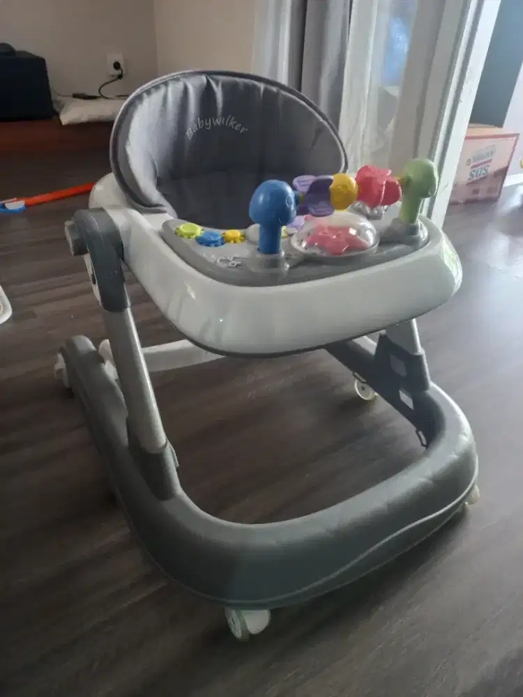 Baby walker like new normal