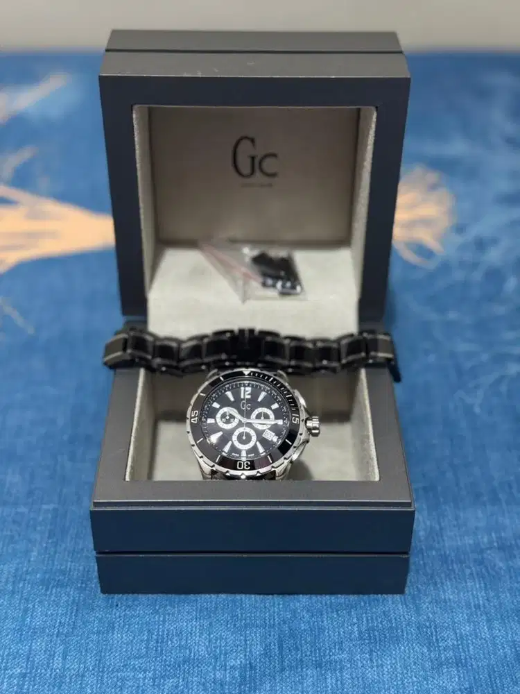 Jam tangan GC Guess Collection X76002G2S/02