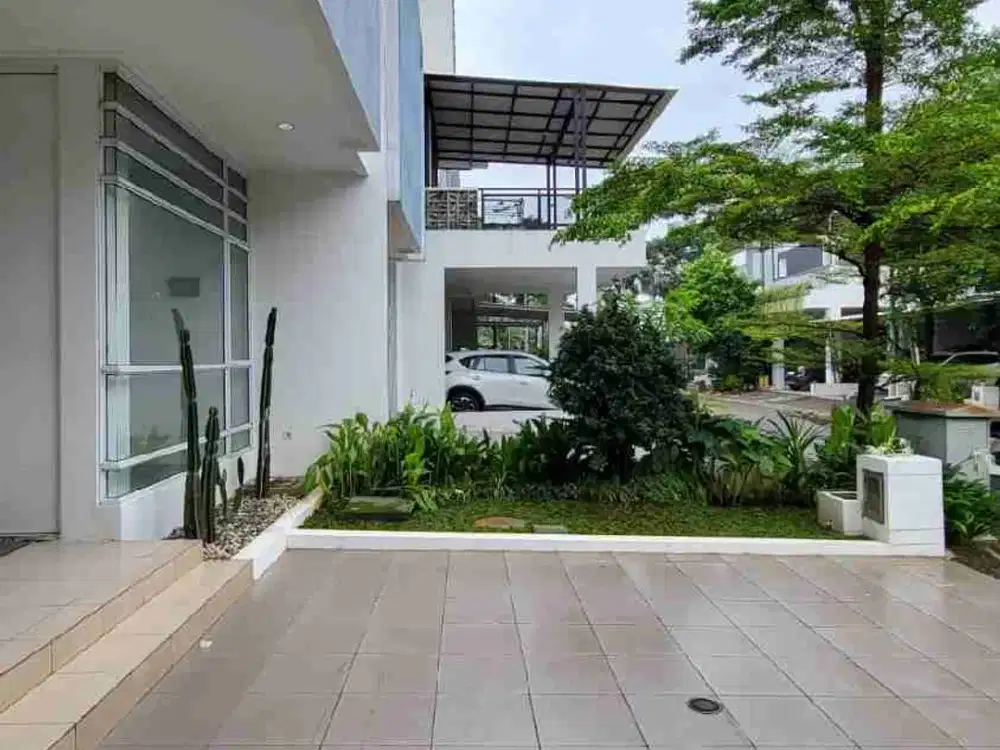 Discovery Aluvia dekat gerbang SDH renov bagus siap huni harga boleh nego