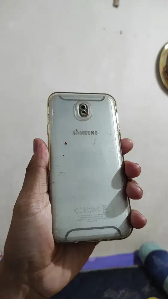 Samsung j7 pro orian