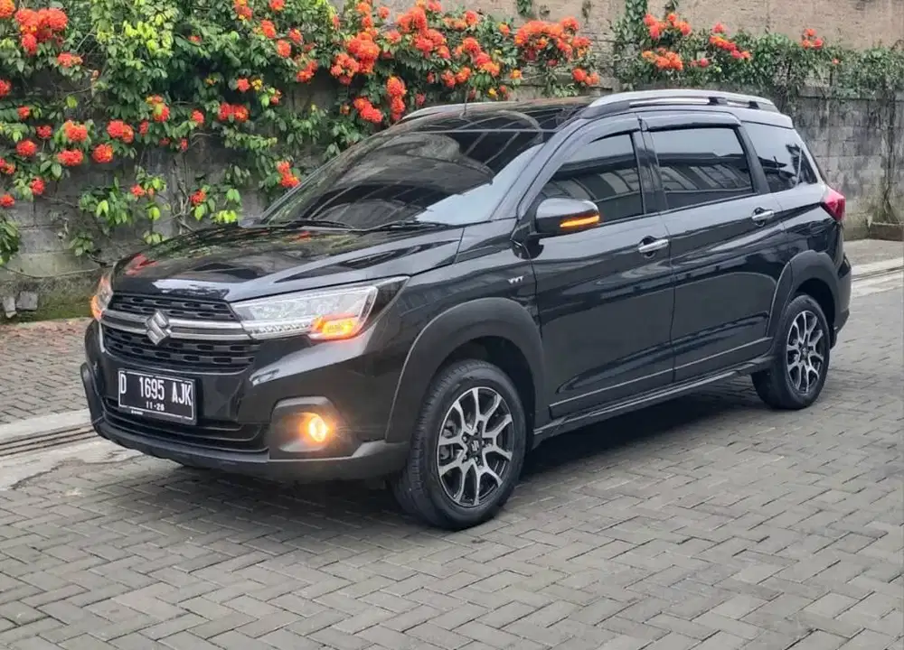 SUZUKI XL7 BETA GX 1.5 AT 2021 LowKM 25rb RECORD SUZUKI BANDUNG