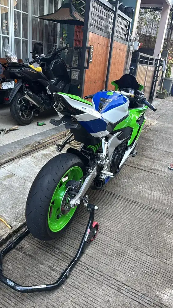 ZX 25RR Spesial Aniversary 2024