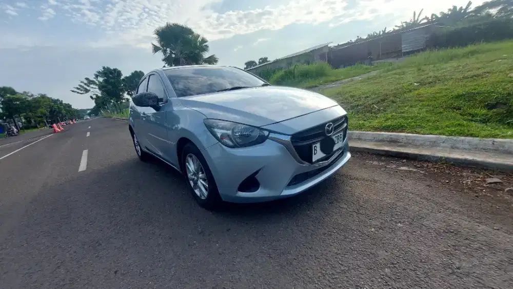 MAZDA 2 Skyactive - Irit 2014
