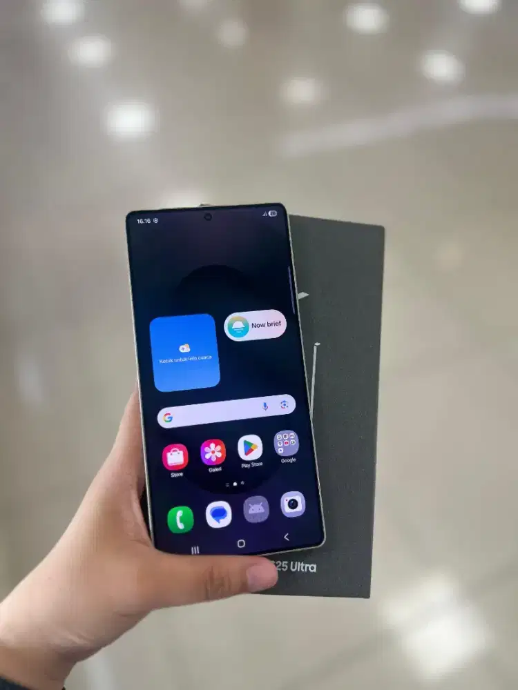 Samsung S25Ultra 12/256 
Resmi sein
Fullset