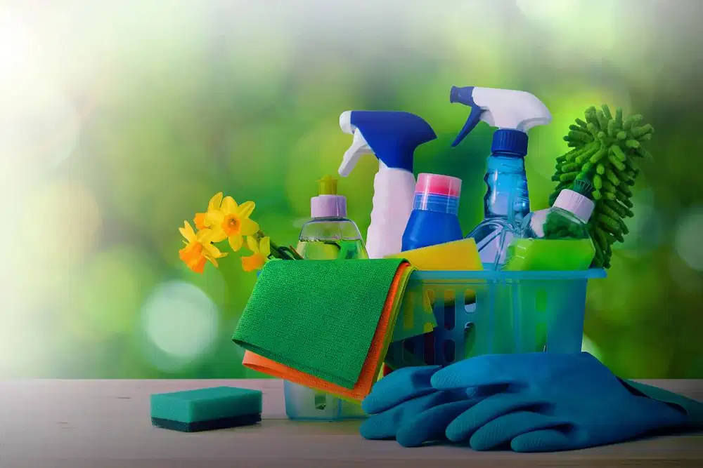 DIBUTUHKAN ASSISTEN RUMAH TANGGA TINGGAL DI TEMPAT (ADA MESS)