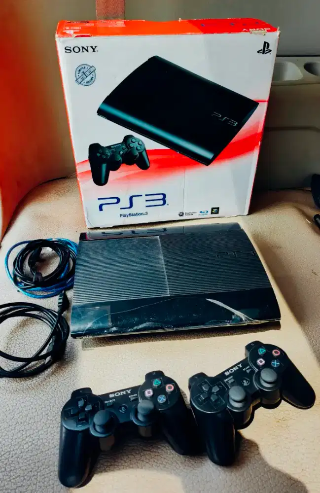 PlayStation 3 Super Slim Tipe terbaru CECH 4000B ~ 1000 GB ~ Terawat