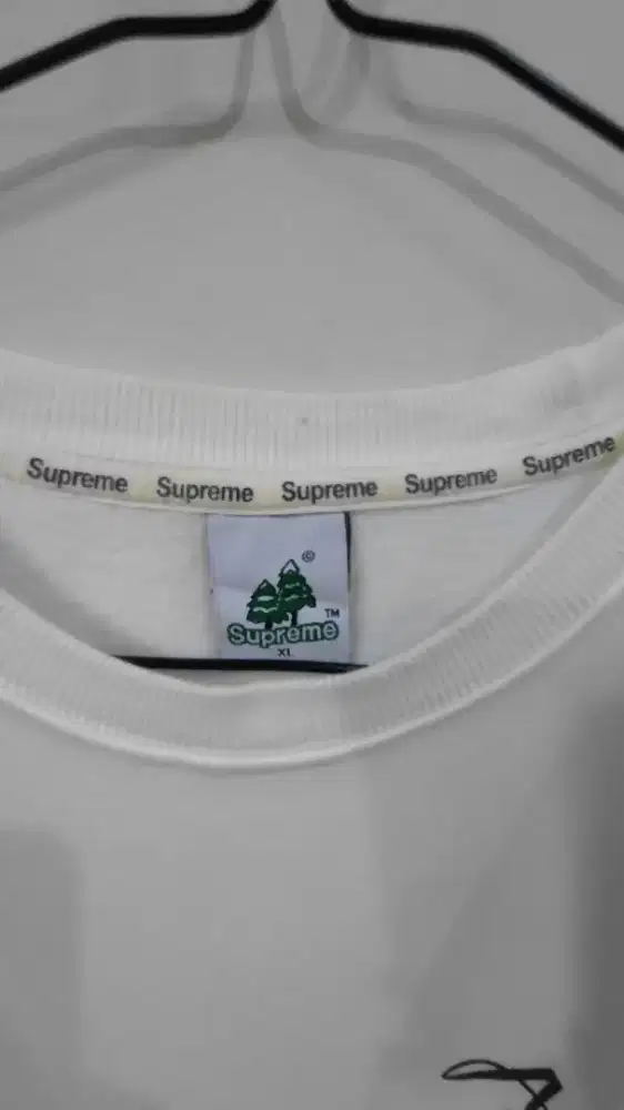 Crew neck supreme