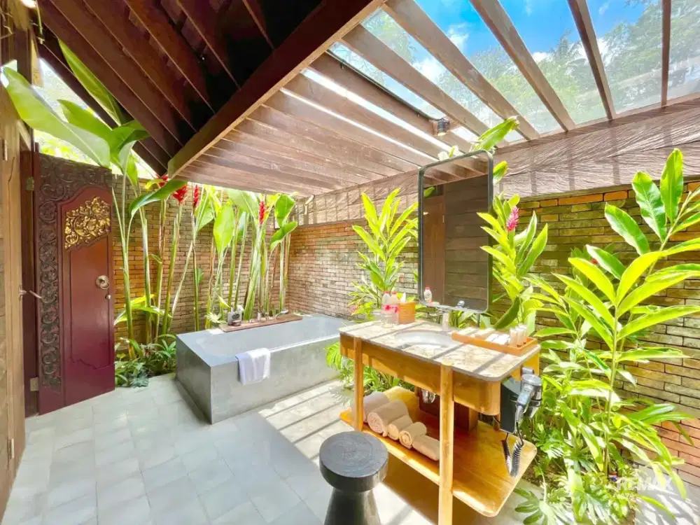 VILLA view to River & Tropical Forest in UBUD.