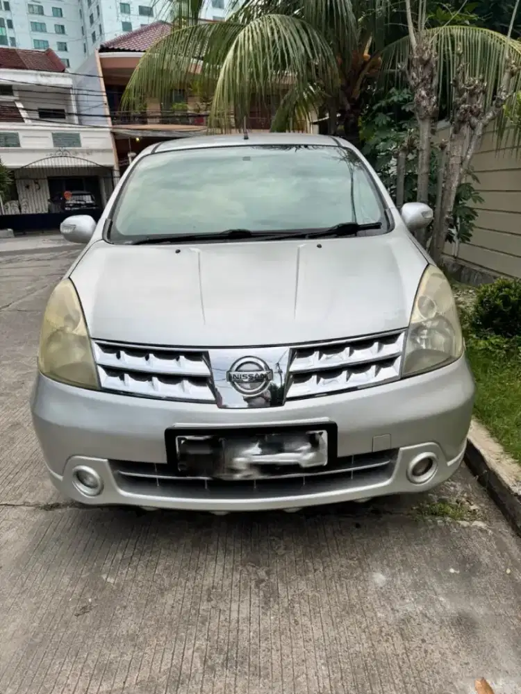NISSAN GRAND LIVINA XV 1500CC AT
