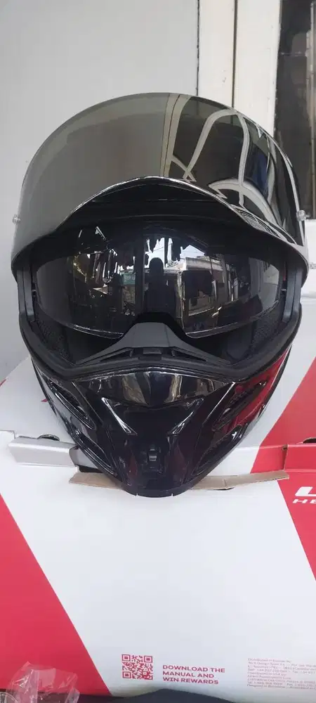 WTS Helm LS2 Type FF324 Metro Black Glossy Size M 2Visor