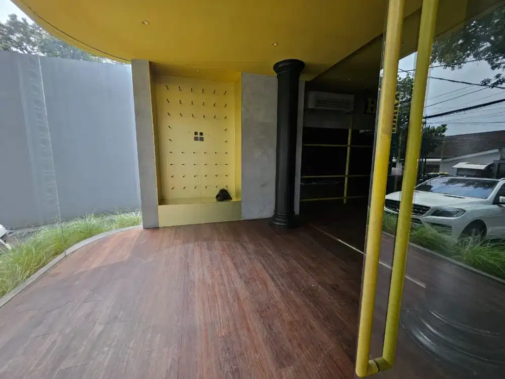 Disewakan Ruko Kebayoran Baru