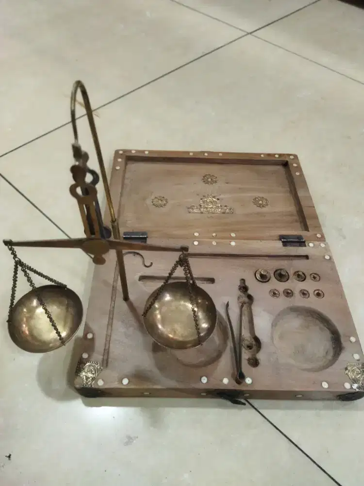 Jual timbangan antik