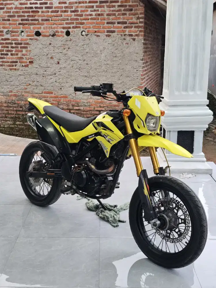 Jual Kawasaki D-Tracker SE taun 2021 ss komplit pajak of mesin segel