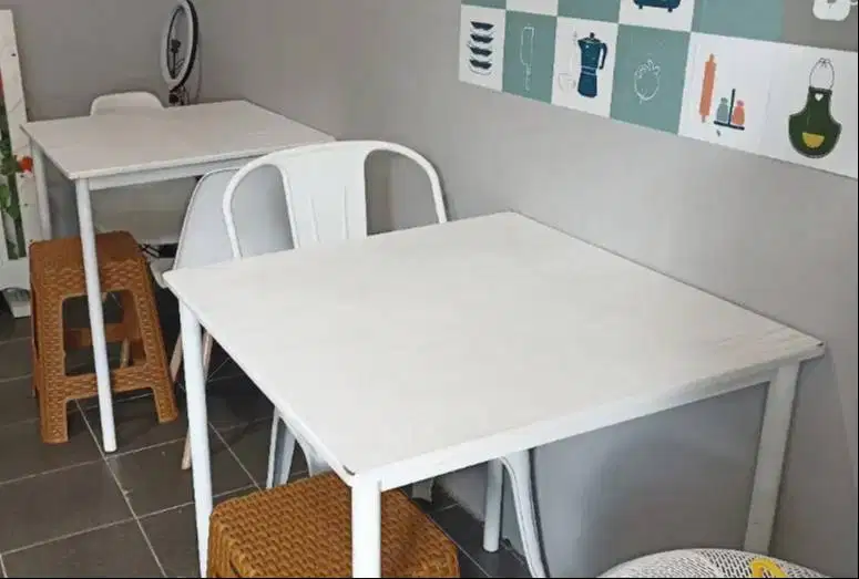 Meja Makan (tanpa kursi) by Leva