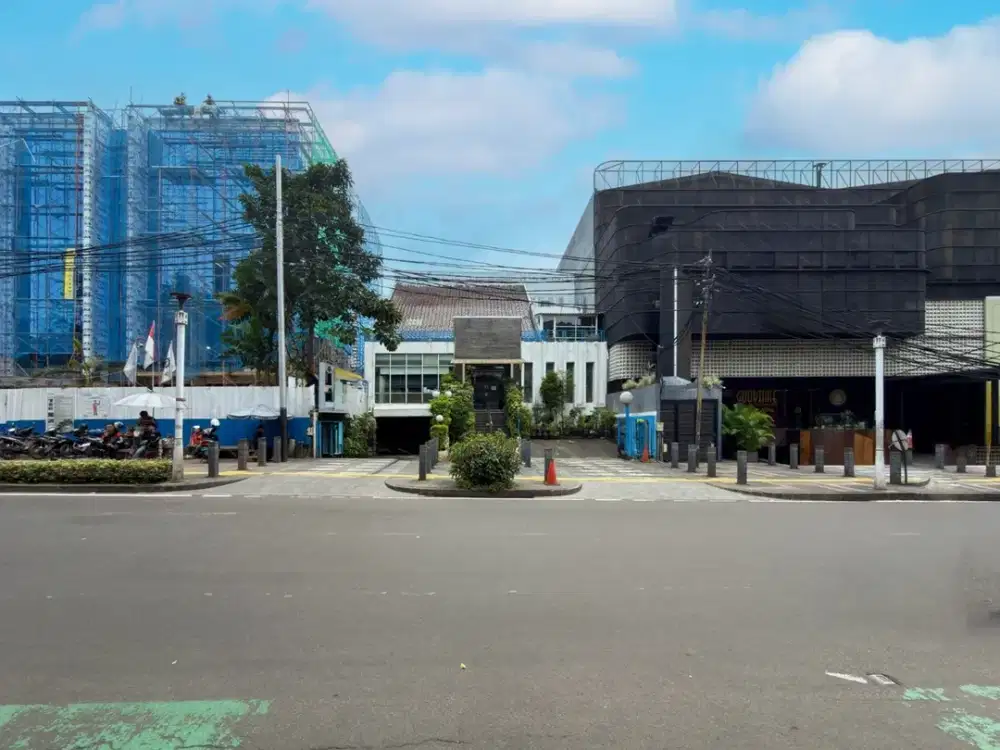 Disewakan Tempat Usaha Ex Resto Area Jl. Senopati Kebayoran Baru