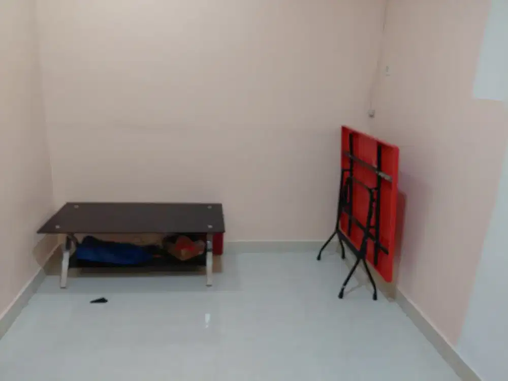 Meja Lipat dan Meja Ruang Tamu