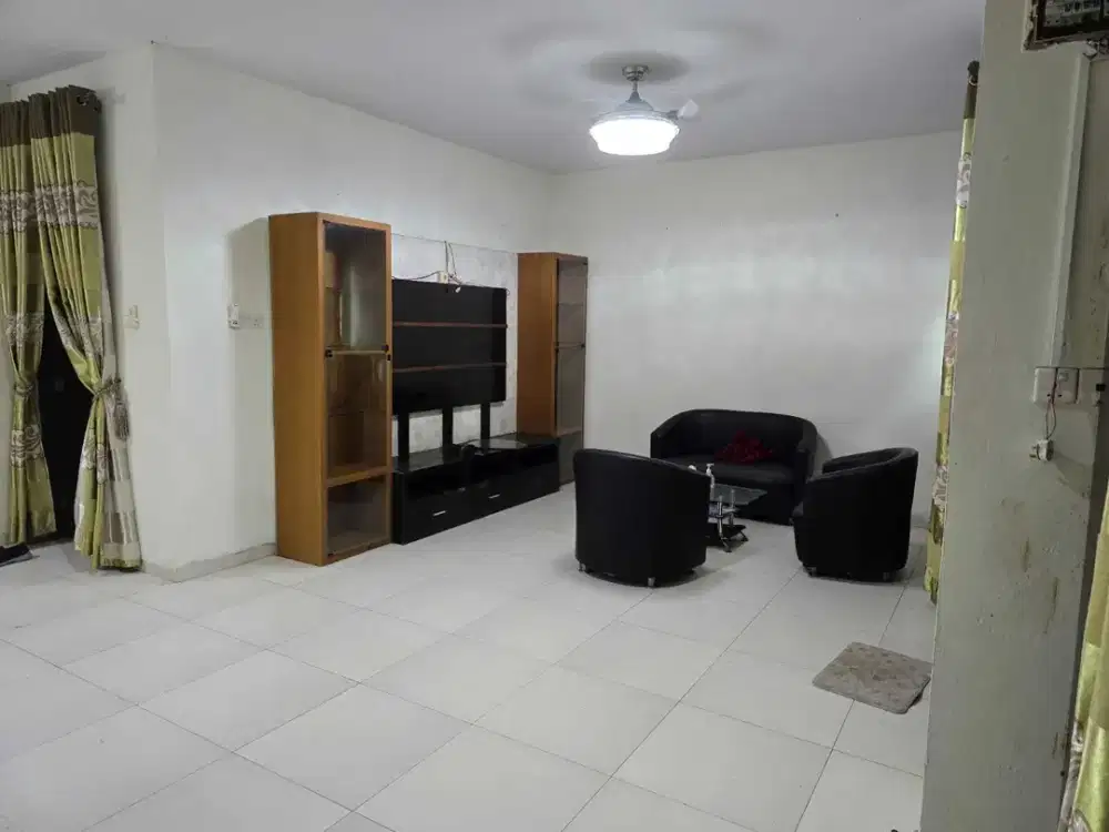 Dijual Rumah di Kompleks Center View Batam Center Lokasi Strategis Bisa Nego