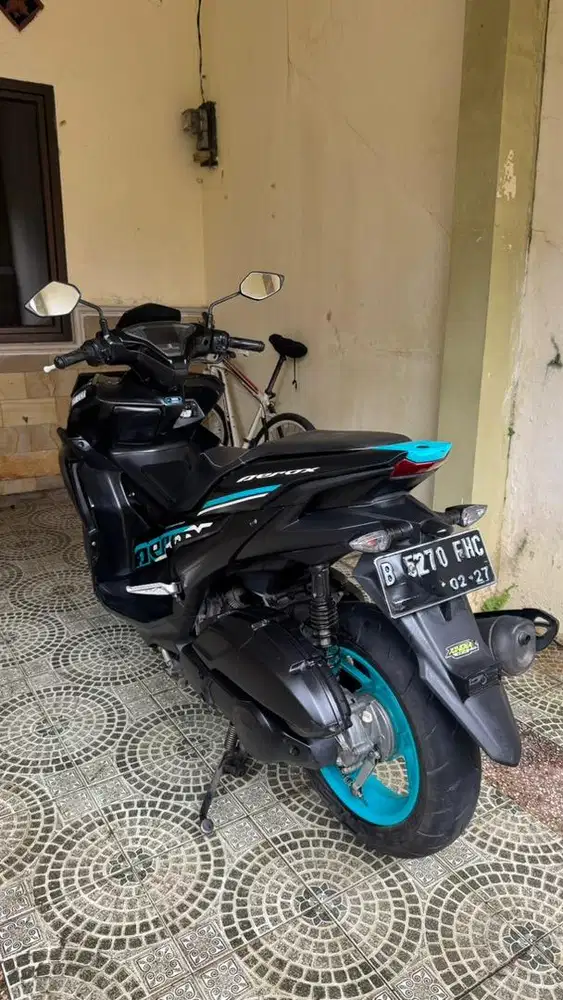 AEROX 2022 hitam doff