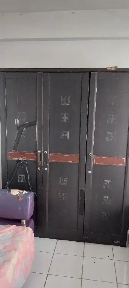 Jual lemari pakaian 3 pintu