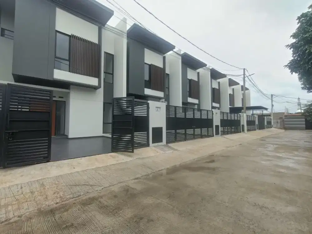 Rumah dijual 2 Lantai, Baru, Jatimakmur, Bekasi dekat LRT Jatibening