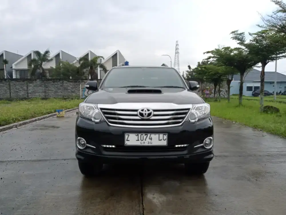 Fortuner G Vnt turbo Diesel AT 2015