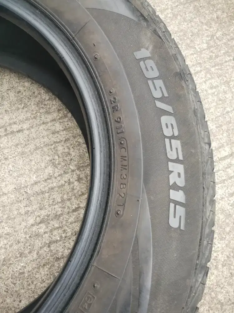 Ukuran 195/65-15 Bridgestone
