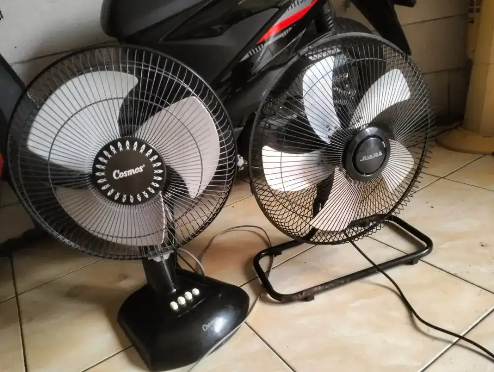 Kipas duduk besi dan plastik