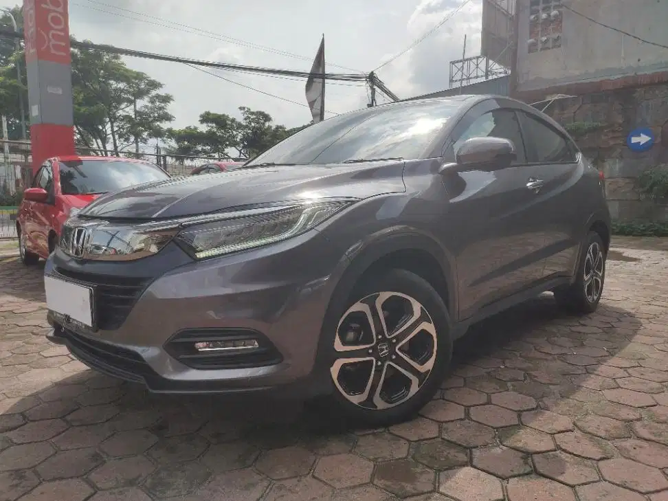 DP MURAH Honda HR-V 1.5 E Special Edition Bensin-AT 2020 Abu CWVDB