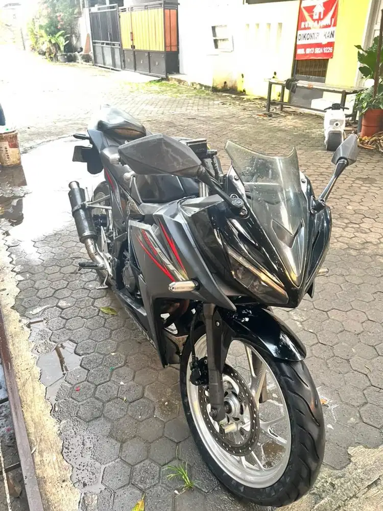 Jual Cbr 150 R. Rp. 11.000.000