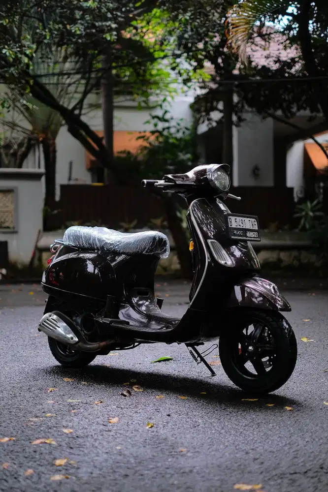 JUAL VESPA MATIC BEKAS/SECOND LX 2012 MURAH BERGARANSI