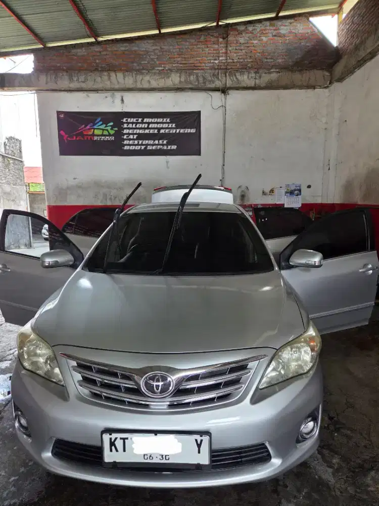 Toyota Corolla Altis 2012 G 1.8 LOW KM
