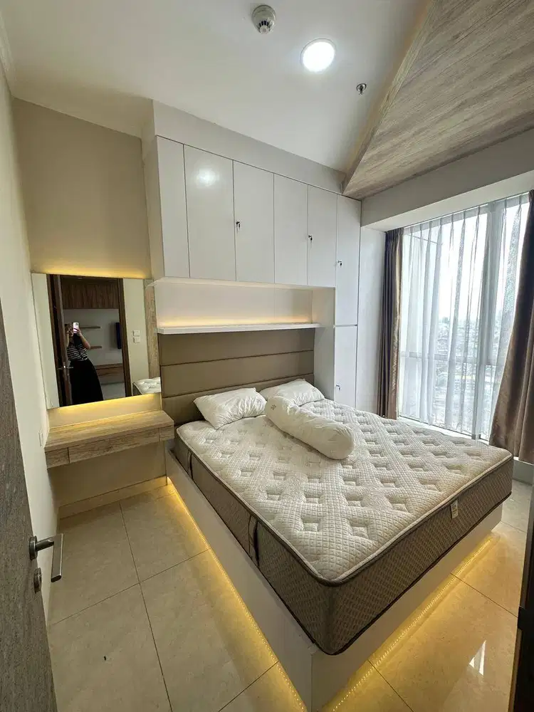 Disewakan Condo Taman Anggrek Residences 2+1 Bedrooms Fully Furnish