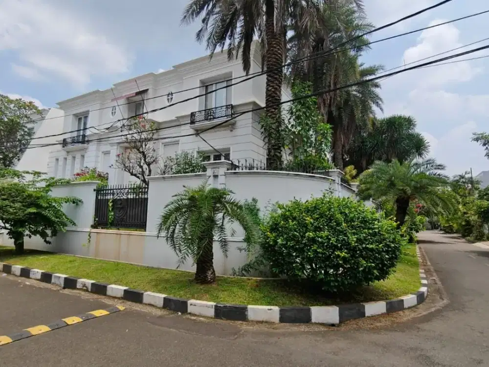 Rumah Hook Pulomas Tanahmas Pulo Gadung Kelapa Gading American Classic Furnished