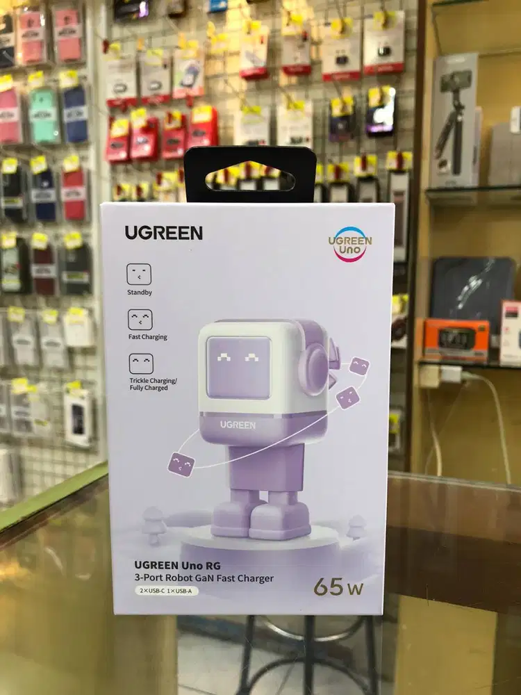 UGREEN Adaptor Nexode Robot GaN 3 Port Fast Charger 65W - 25685B